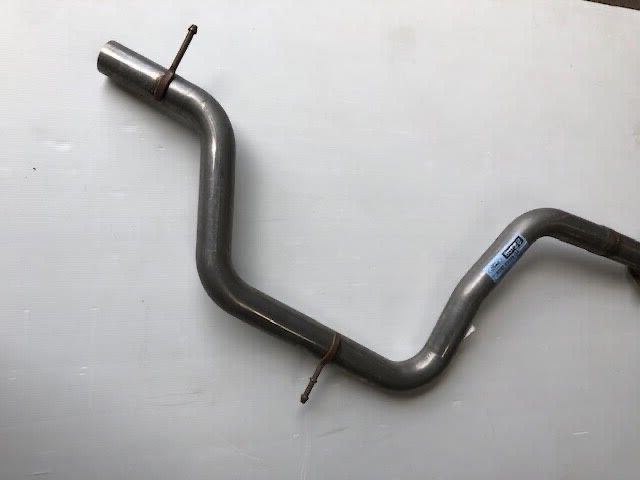 Genuine Ford Mondeo / SMax Galaxy 2.0L Diesel Front Exhaust Muffler Pipe 1681561