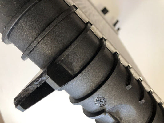 Genuine Land Rover Discovery 2 98-04 2.5L Radiator (Broken Bracket) - PDK000080