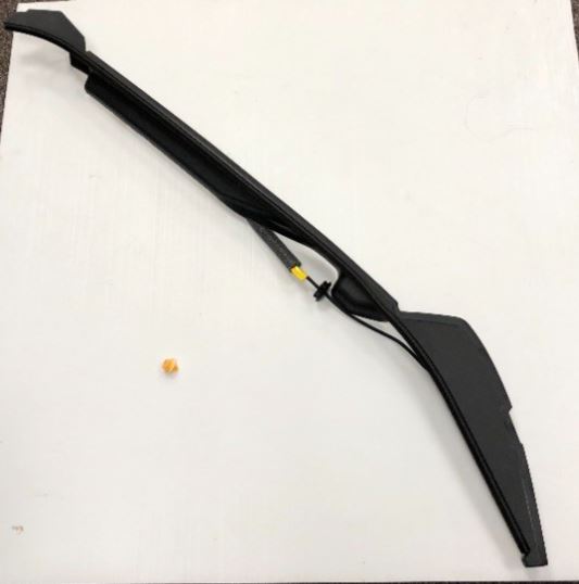 Genuine Land Rover RR Tailgate Moulding LH Contains Anti Trap Sensor-LR139427