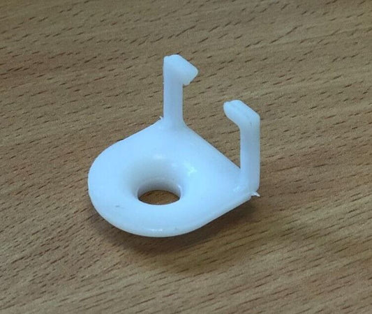 Genuine Land Rover Defender 1987-2006 Clip 576723