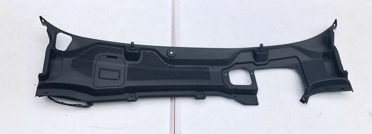 Land Rover Discovery Sport 2015+ Cowl Top Panel RHD LR111638