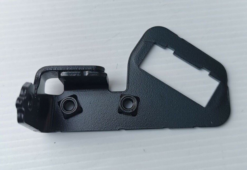 Genuine Land Rover RH Inner Driver Airbag Instrument Panel Bracket LR117792