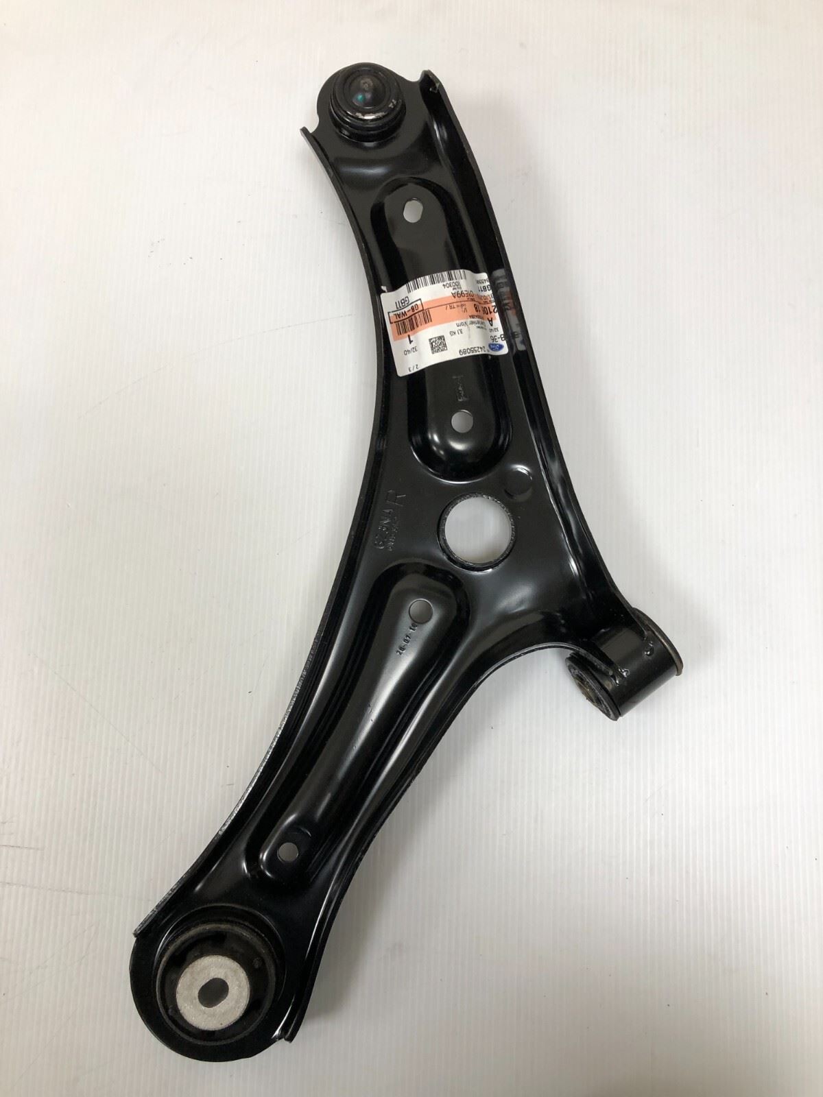 Genuine Ford Ecosport CBW/CR6 RH Front Suspension Arm Assy 2106518