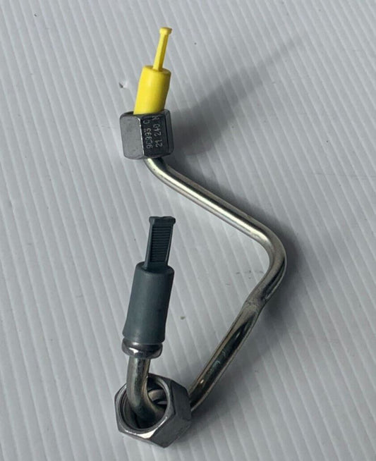 Genuine Land Rover / Range Rover Fuel Supply Tube (For Cylinders 3&4) LR139728