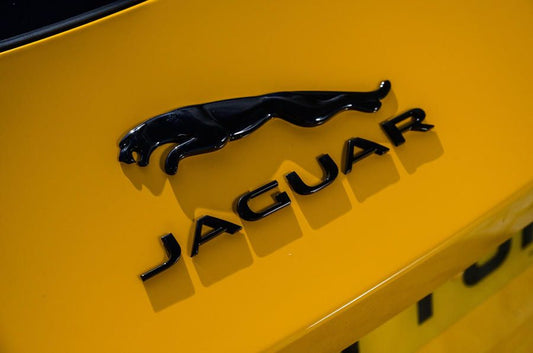 Jaguar F Type Leaping Emblem - Black