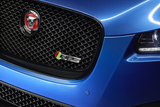 Jaguar R-S Grille Badge & Plinth