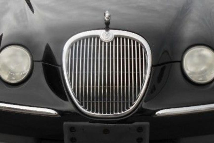 Jaguar S Type Grille - Chrome Surround & Grey Slats (2004 - 2007 Models)